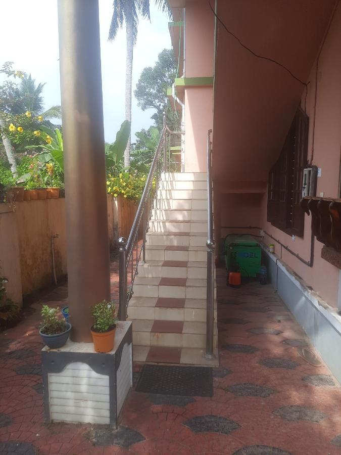 Navendu Homestay Alappuzha Kültér fotó